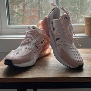 COPY - Nike airmax 270 /size 8.5/ light pink/ worn / have been machine washed a…